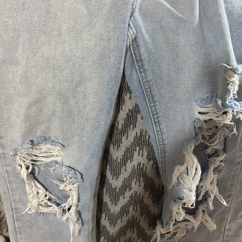 Jeans - Picture 4 of 5